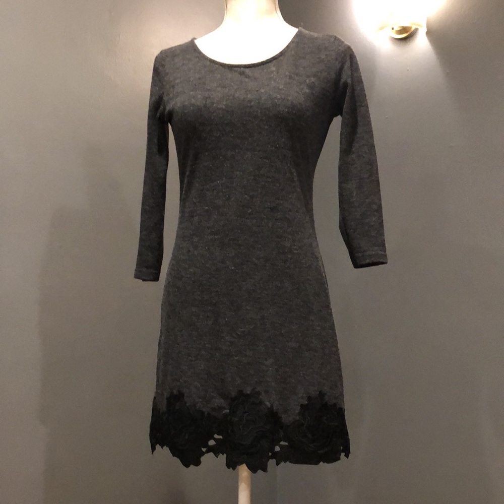 Charming Charlie long tunic with Black rose appliqué around the bottom